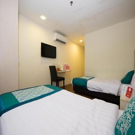 Oyo 114 Sandpiper Hotel Kuala Lumpur Bagian luar foto