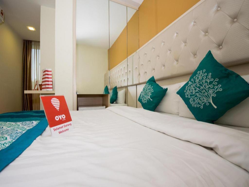 Oyo 114 Sandpiper Hotel Kuala Lumpur Bagian luar foto