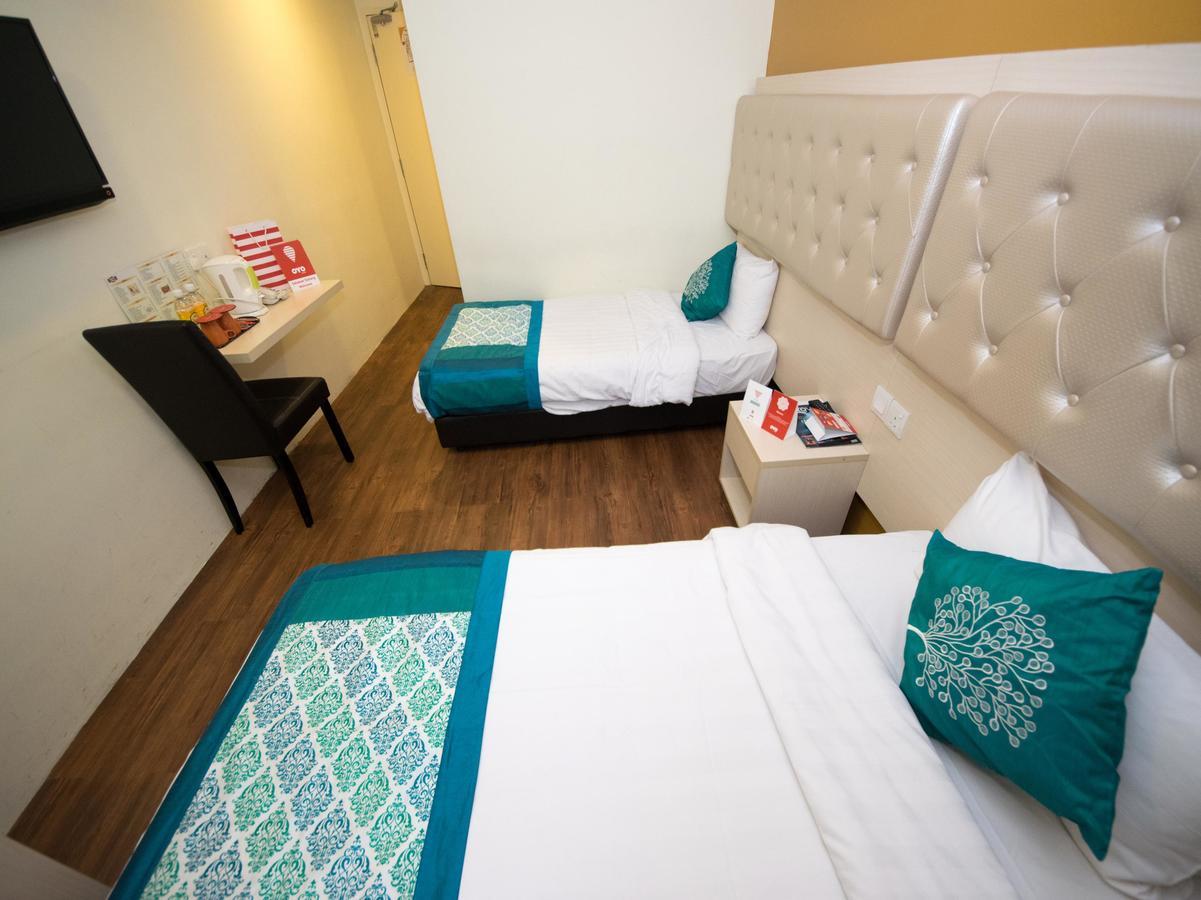 Oyo 114 Sandpiper Hotel Kuala Lumpur Bagian luar foto