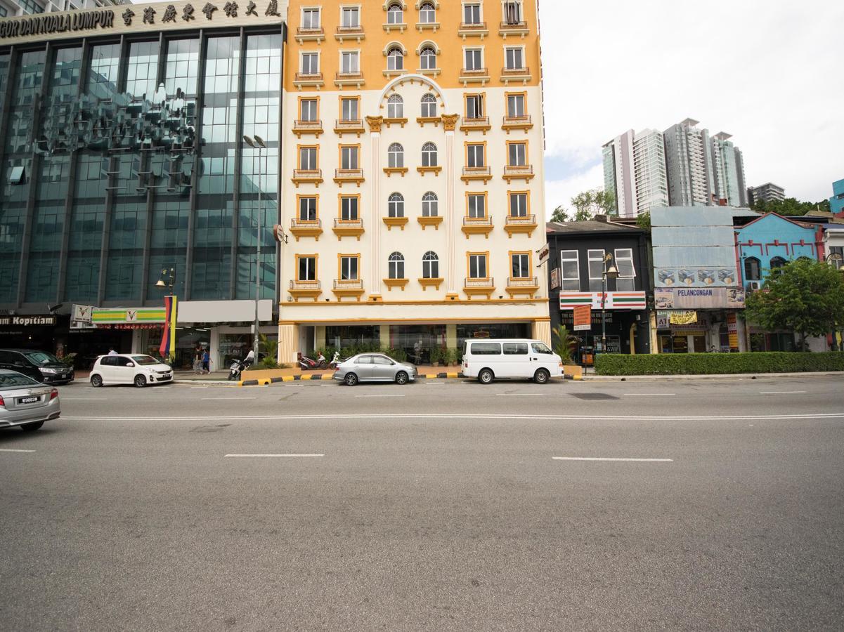 Oyo 114 Sandpiper Hotel Kuala Lumpur Bagian luar foto