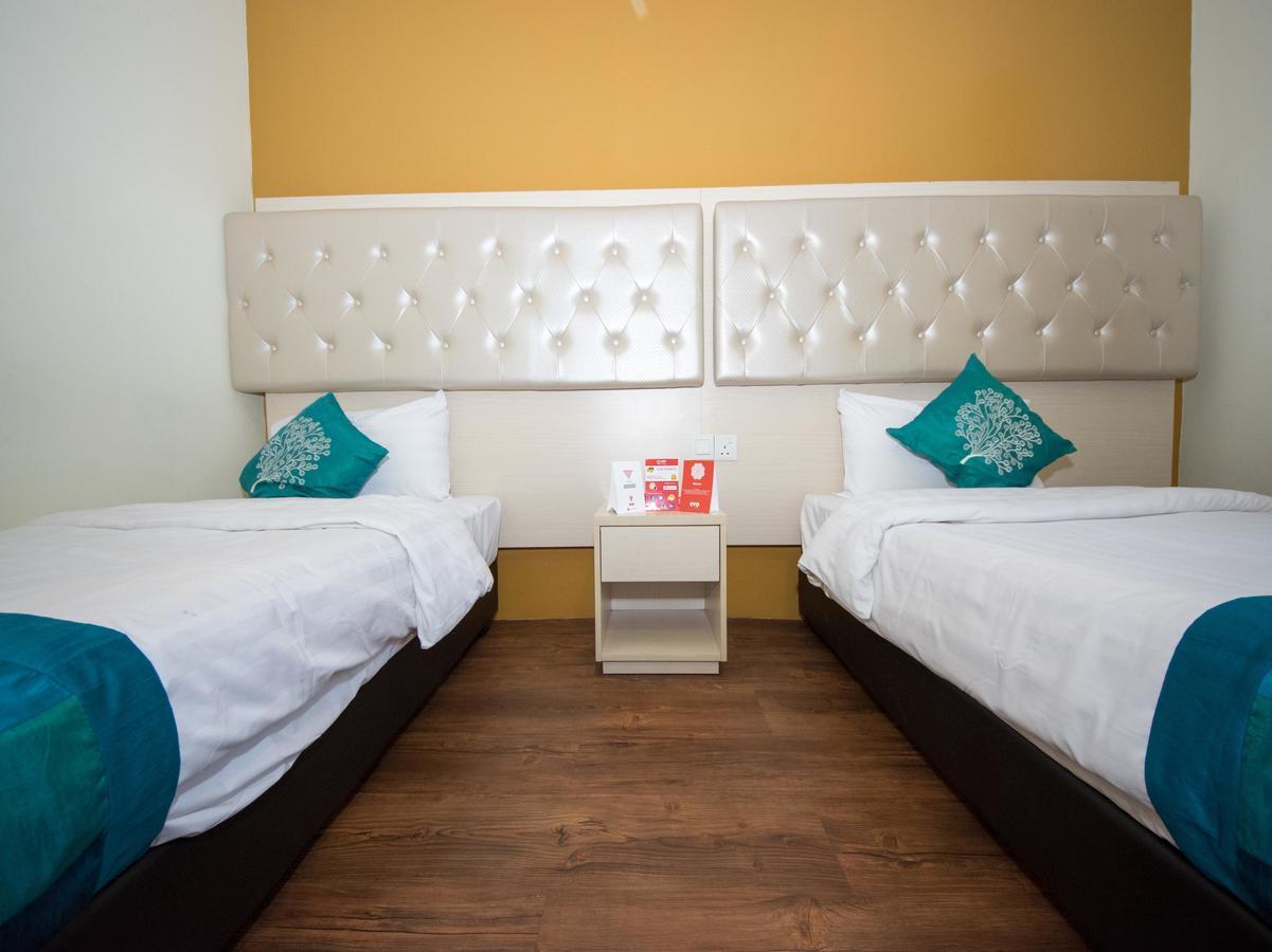 Oyo 114 Sandpiper Hotel Kuala Lumpur Bagian luar foto